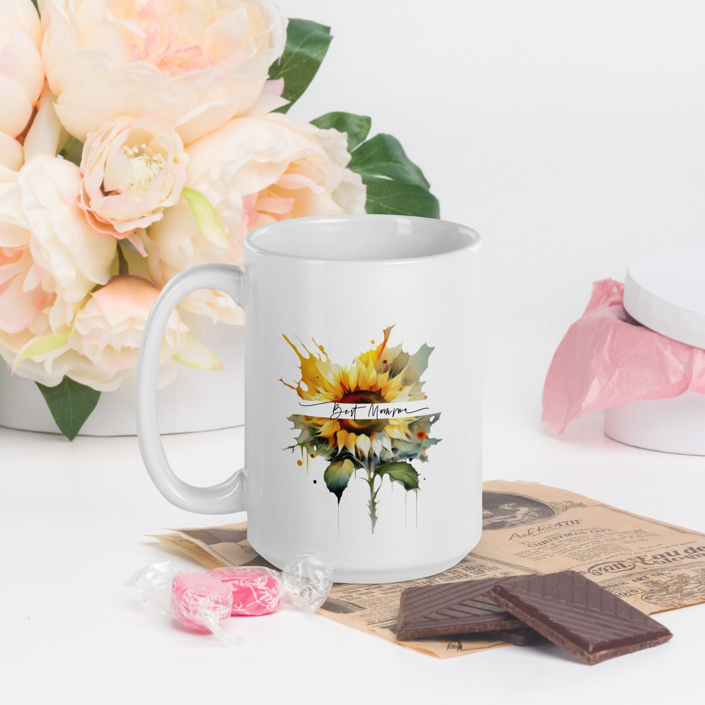 Sunflower mom White glossy mug